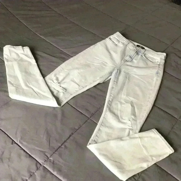 7 For All Mankind High Waist Jeans - Picture 9 of 11